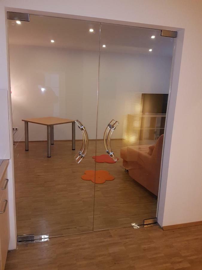 Wohnen Im Souterrain Einer Villa ヘルデッケ エクステリア 写真