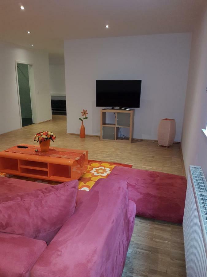 Wohnen Im Souterrain Einer Villa ヘルデッケ エクステリア 写真